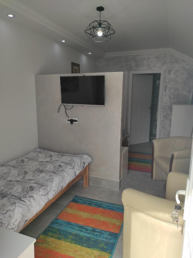 Vila Mila Riverside Apartments Smederevo Eksteriør billede